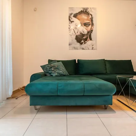 Chic & Fabulous Iris+free Garage Appartement *